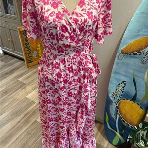 Elegant Pink & White Midi Dress with Flora Detail